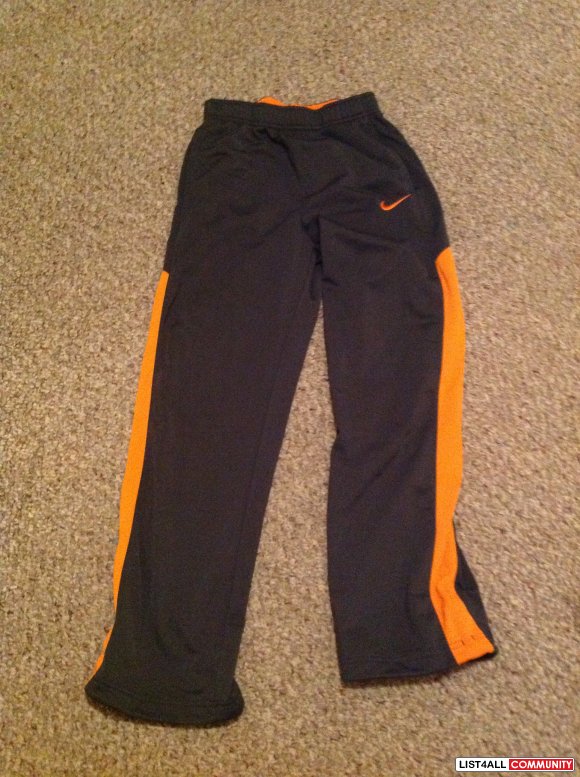 youth nike track pants