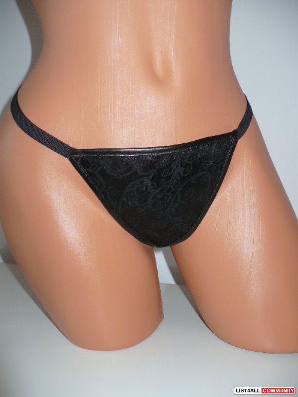 Damask And Leather GString Black S XL Pantym