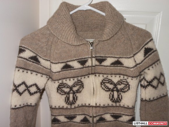 Aritzia Cowichan Sweater