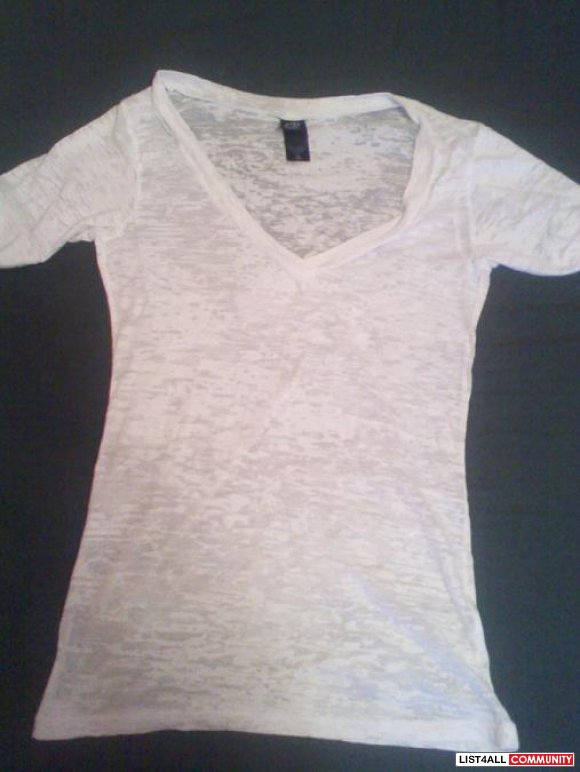 aritzia white tee