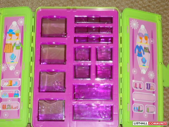 polly pocket closet